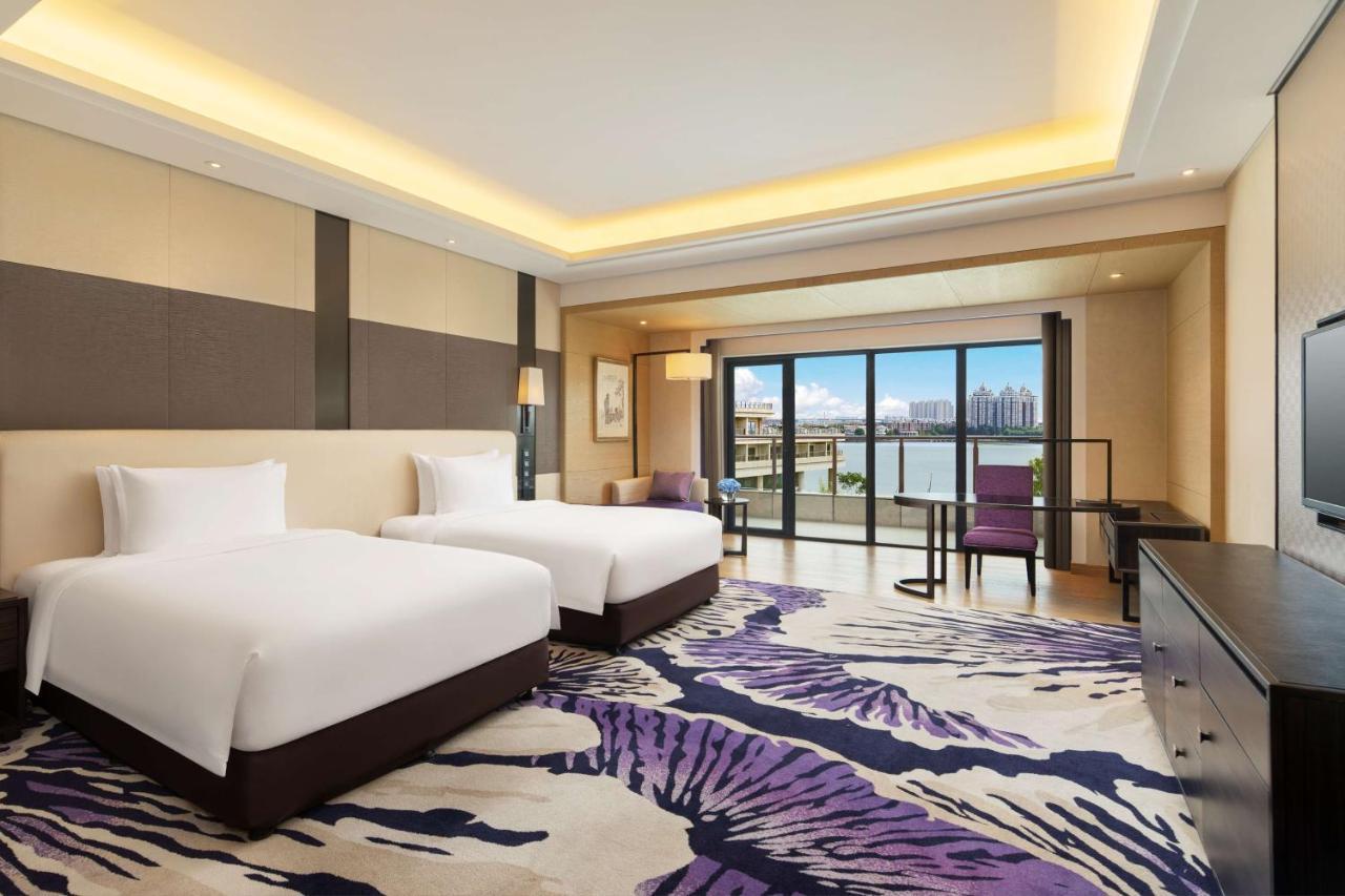 Radisson Blu Hotel Wuhan Etd Zone Eksteriør bilde