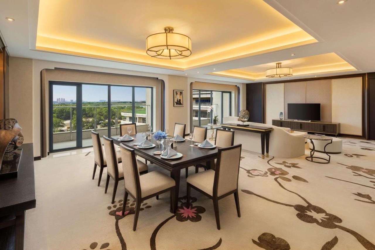 Radisson Blu Hotel Wuhan Etd Zone Eksteriør bilde