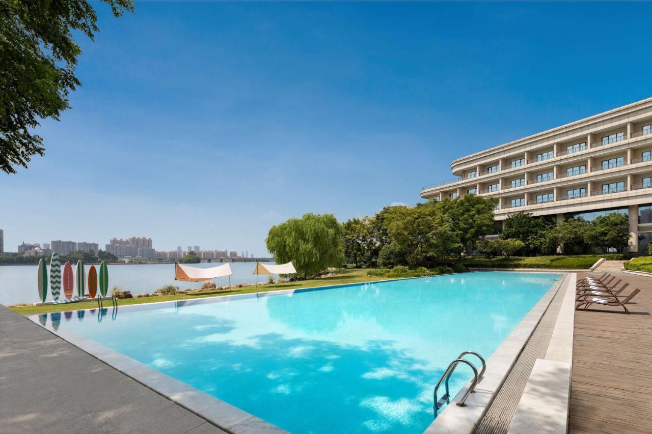 Radisson Blu Hotel Wuhan Etd Zone Eksteriør bilde
