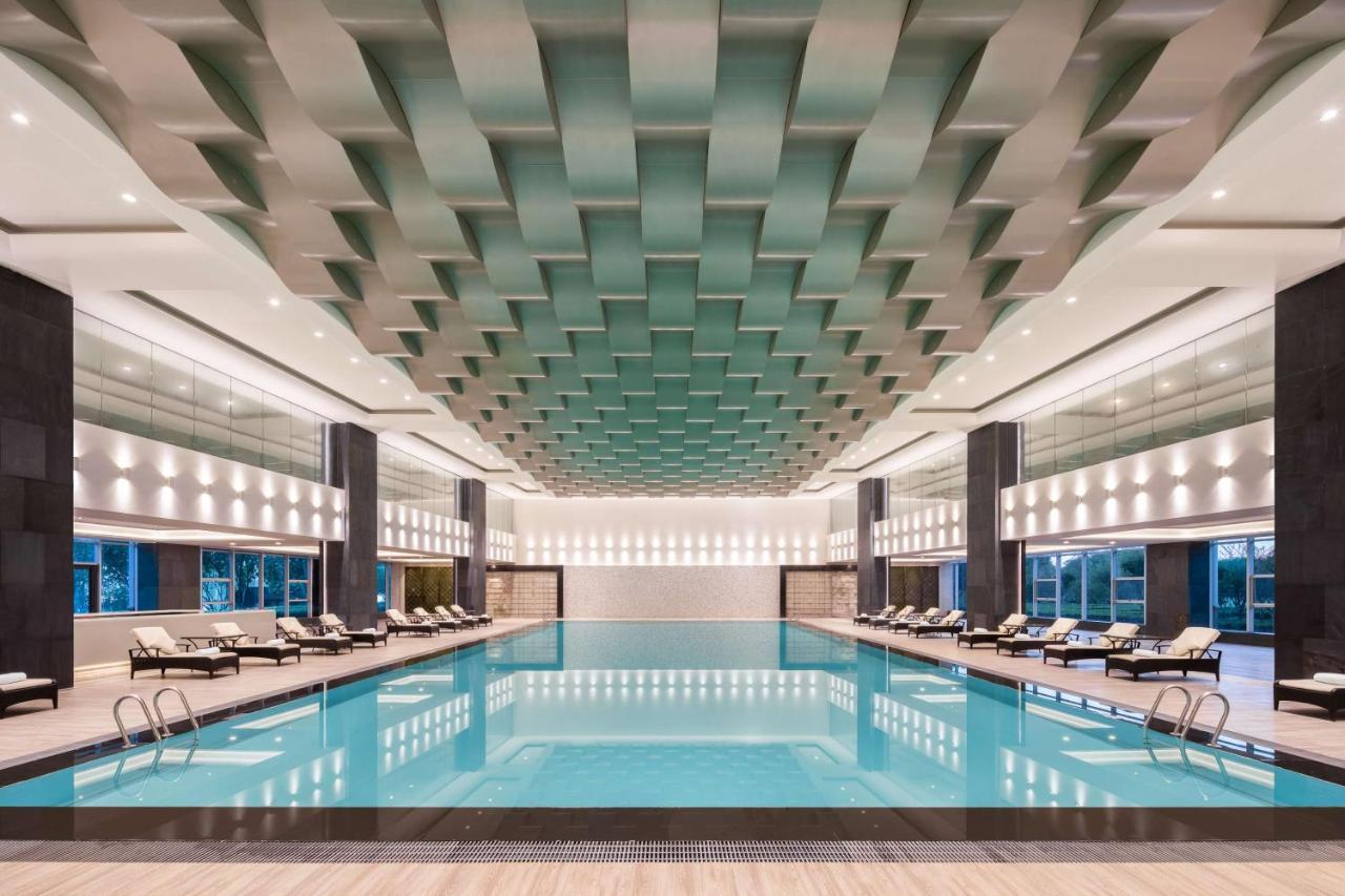 Radisson Blu Hotel Wuhan Etd Zone Eksteriør bilde