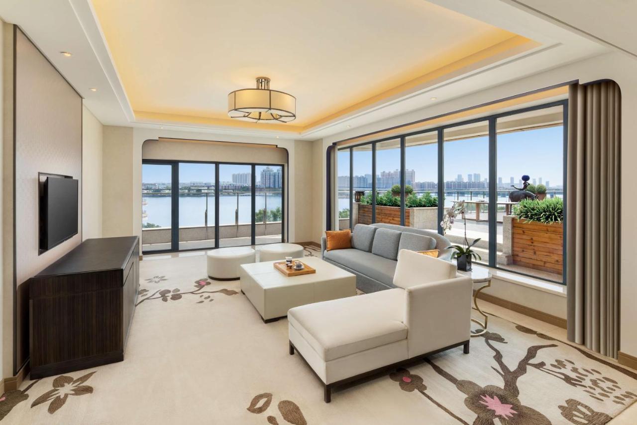 Radisson Blu Hotel Wuhan Etd Zone Eksteriør bilde