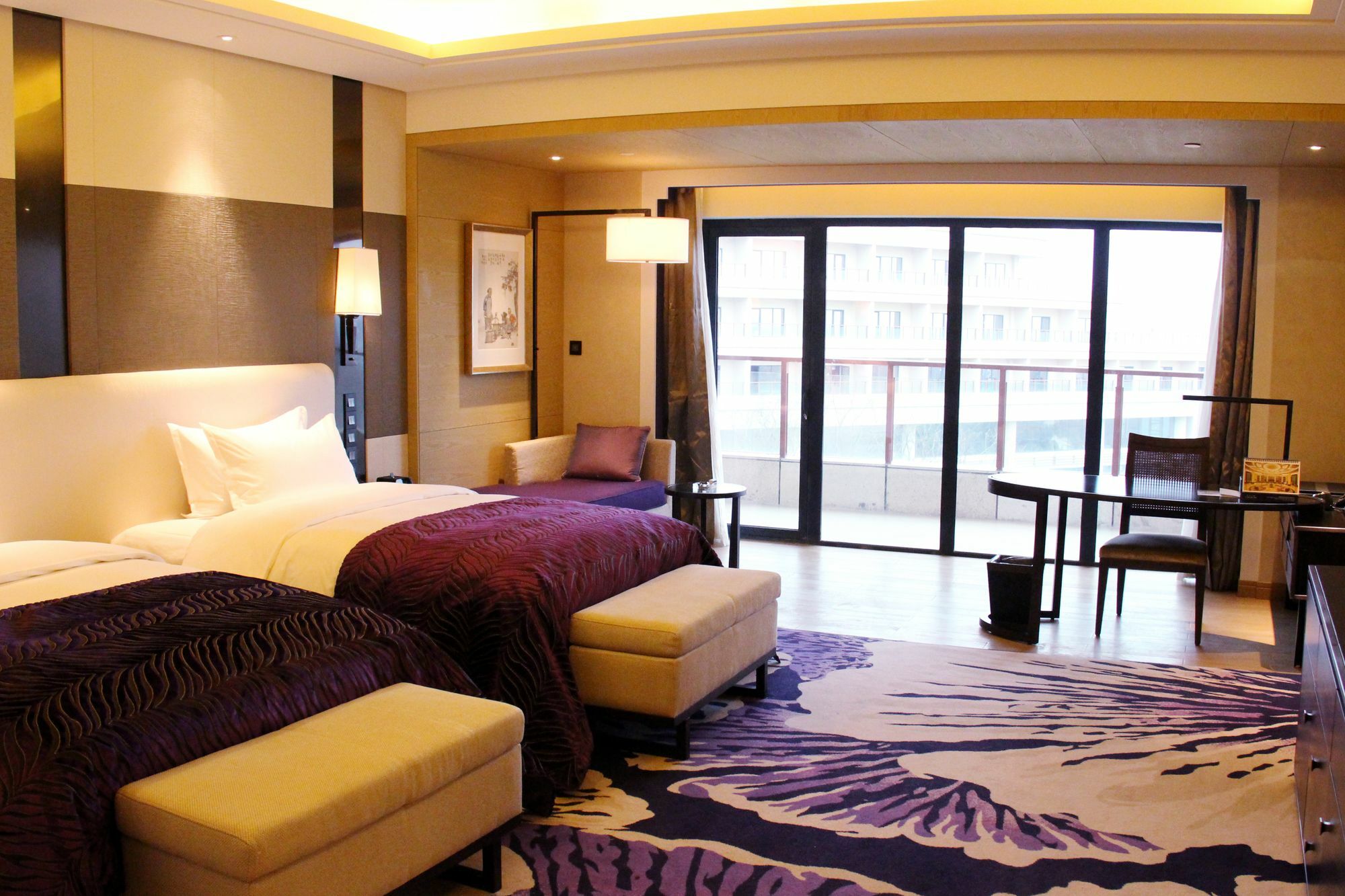 Radisson Blu Hotel Wuhan Etd Zone Eksteriør bilde