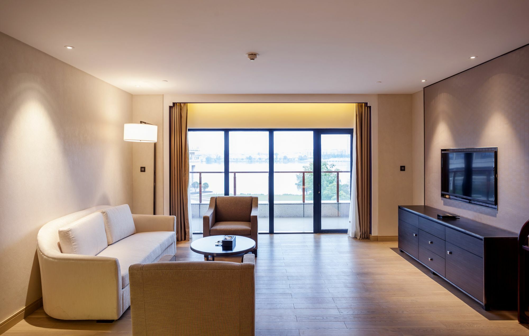 Radisson Blu Hotel Wuhan Etd Zone Eksteriør bilde